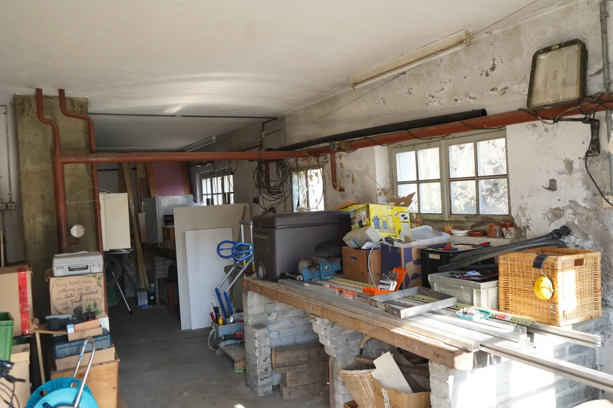 Die ehemalige Gärtnerei Iten wird als Abstellraum gebraucht.